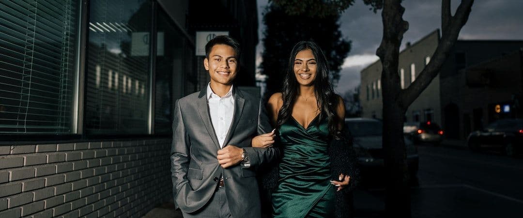 prom-night-primping-how-to-dress-up-and-dazzle-on-the-big-night